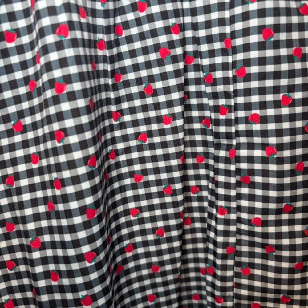 Daisy Street Strawberry Gingham Puff Sleeve Mini Dress NWT Size 6 Cottagecore - Picture 2 of 8